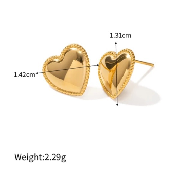 NEW💎18K Gold Plated Heart Stud Earrings* - Picture 4 of 4